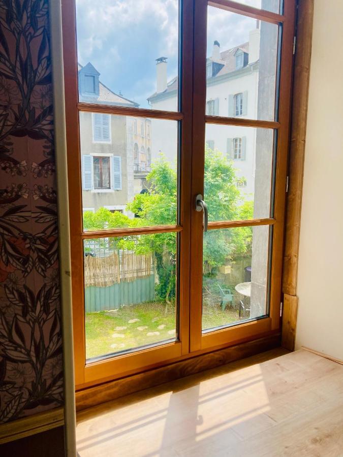 Une Maison De Famille Oloron-Sainte-Marie Bagian luar foto